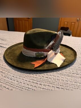 Women’s Olive Green Fedora with Feather Trim
